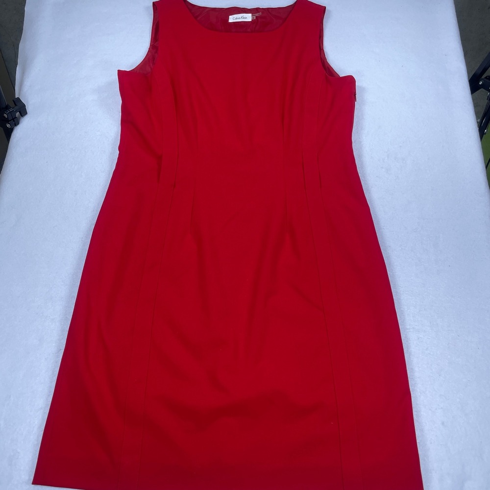 Calvin Klein Red Sleeveless Sheath Dress Size 14 Scoop Neck Lined Career Wear